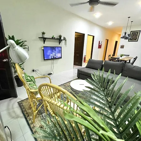 Inang Homestay Teluk Intan Exterior photo